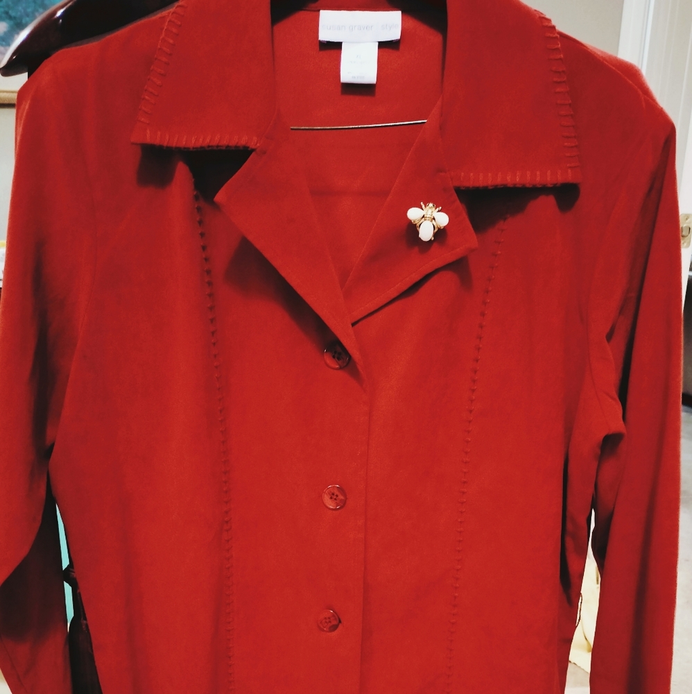 Susan Graver special edition collection XL blazer in red. Like new. Beautiful